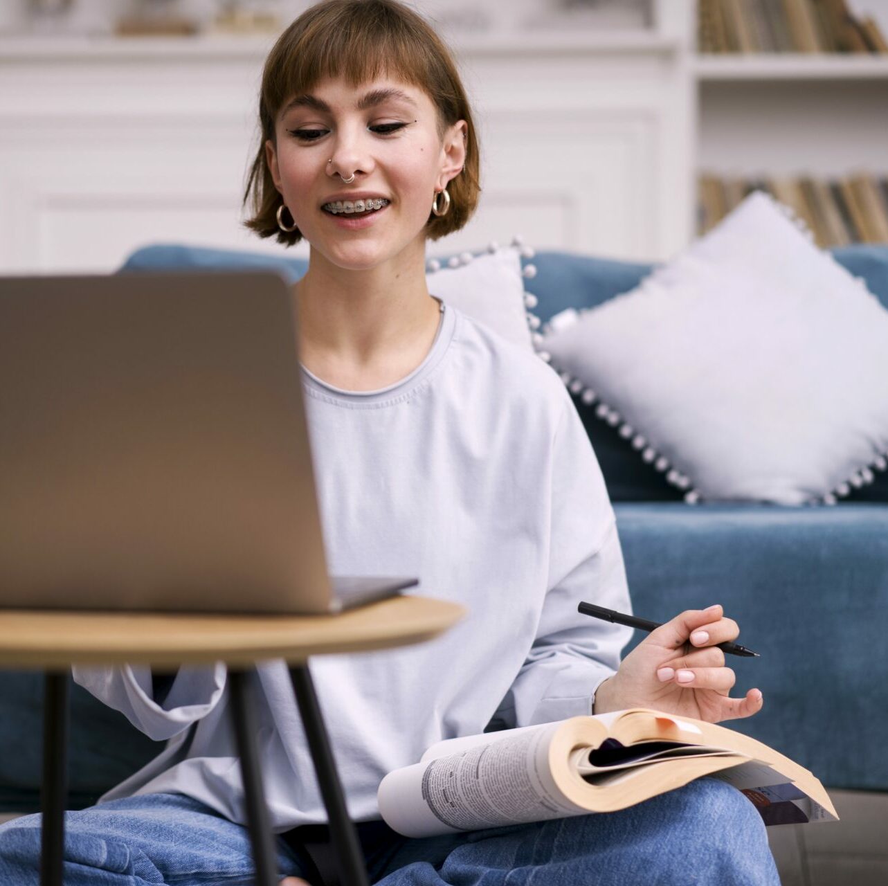 E-learning. Kursy online Nowych Motywacji, EduTech